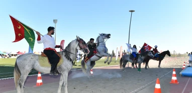 Şanlıurfa’da ata sporları rüzgârı esti