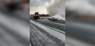 Şanlıurfa'da kabus gibi yolculuk! Araç aniden alev aldı