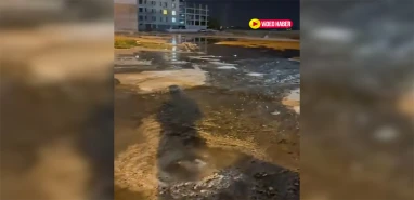 Şanlıurfa'nın ilçesi su altında kaldı: Yollar göle döndü