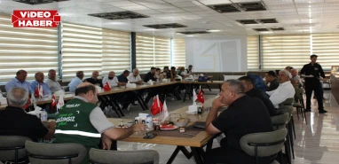 Bağımlılıkla mücadelede ortak adım: Yeşilay ve muhtarlar bir araya geldi
