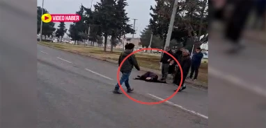 Şanlıurfa'da şaşkına çeviren görüntü: Genç kadın araçların önüne atladı