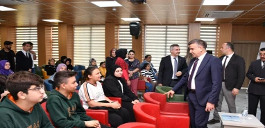 Şanlıurfa’da 'Üreten Kütüphaneler' paneli gerçekleşti!