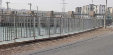 Şanlıurfa’da kanalda can pazarı! Ölüme atladı, korkuluklara tutundu