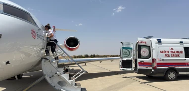 Şanlıurfa'da ambulans uçak Ayşe bebek için havalandı
