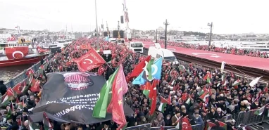 7’den 70’e on binler Filistin için yürüdü! Tek ses oldular