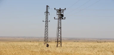 Borcunu ödemeyen abonelere elektrik verilmeyecek!