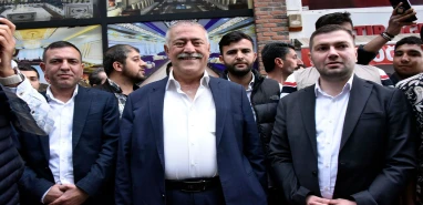Bucak resmen aday! "Yeni bir vizyon, yeni bir enerji"