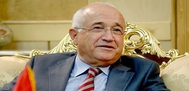 Cemil Çiçek: Türkiye ticareten, dinen ve siyaseten kandırılmış insanlar ülkesidir