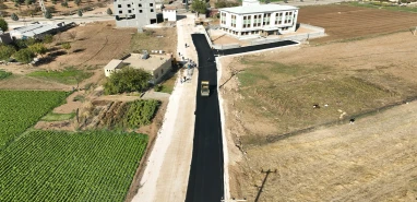 Ceylanpınar’da kış öncesi yollar yenileniyor