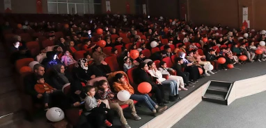 Karaköprü'de Ramazan şenlikleri çocuklara gülümsetiyor!