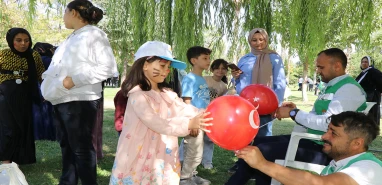 Şanlıurfa’da çocuklar şenlik havası yaşadı