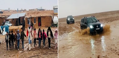 Çocukların sevinci için çamura battılar: Şanlıurfa’dan yürekleri ısıtacak haber!