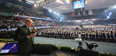 AK Parti’de yeni dönem başladı! Cumhurbaşkanı Erdoğan’dan mesajlar