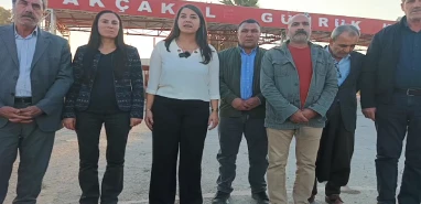 Kapılar neden kapalı? DEM Parti Akçakale'den Bakanlığa seslendi