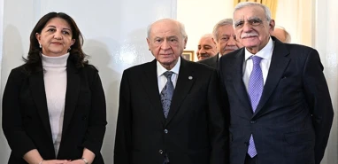Süreç hızlanıyor… DEM Parti yeniden liderler turuna çıkıyor