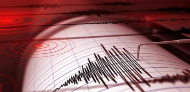 Gece saatlerinde korkutan deprem! 3.9 şiddetinde sarsıldı