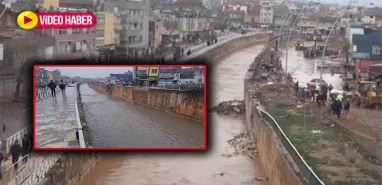 Sadece duvarları onarılan dereler bugün de taştı! Geçen yılki felakete ramak kaldı