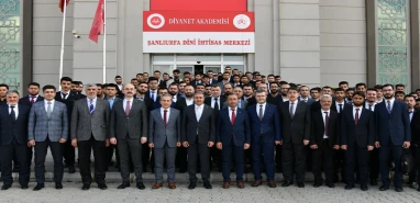 Vali Şıldak: Din adamlarımıza ihtiyaç var