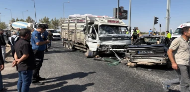 Diyarbakır-Şanlıurfa yolunda kamyon dehşet saçtı: 10 yaralı