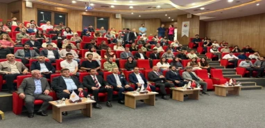 Şanlıurfa Girişimcilik Paneli Zirvesi! Gençlere destek sözü...
