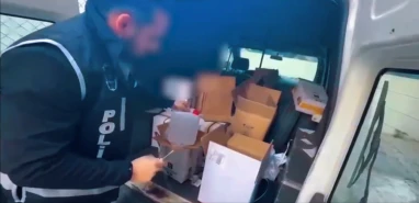 Operasyonda  Şanlıurfa da var! İmalathaneler çökertildi: Kaçak ve sahte alkole darbe