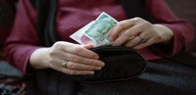 Bankalar kesenin ağzını açtı! Emekliye çılgın promosyon ödemesi
