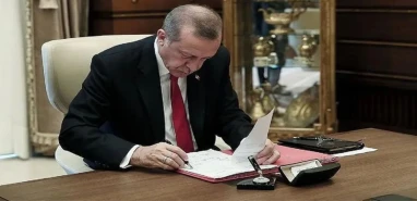 Cumhurbaşkanı Erdoğan imzaladı! Üst düzey görev değişiklikleri
