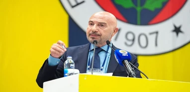 Fenerbahçe’de başkanlığa adaylığını resmen duyurdu!