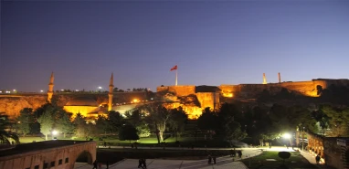 Eyvah eyvah! Şanlıurfa’da tropikal geceler…