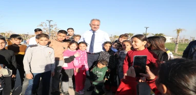 Başkan Kuş Millet Bahçesi’nde çocuklar ile bir araya geldi