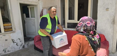 Eyyübiye’de 2000 ailenin kapısı tek tek çalındı! Bu sabah yüzlerce kişinin yüzü güldü