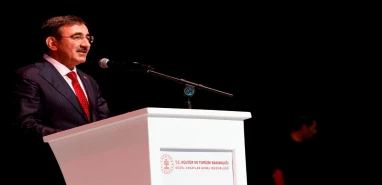 Cevdet Yılmaz'dan flaş açıklama!  Türkiye’deki Suriyeli sayısı kaç oldu?