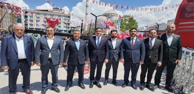 Başkan Karadağ: Hak, hukuk ve adalet için Van meydanlarındayız