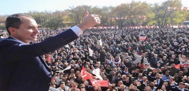 Yeniden refah partisi yerel seçimlere kendi adaylarıyla girecek