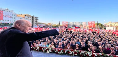 Bahçeli ilk mitingini Mersin’de yaptı: Yıkım belediyeciliğinin 63 günü kaldı