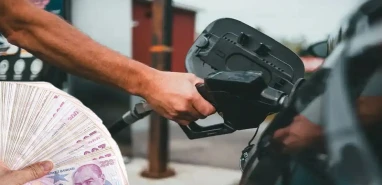 Şanlıurfa’da indirim sevinci kısa sürdü: Motorine zam!