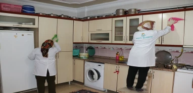 Bayram öncesi yaşlı ve kimsesiz vatandaşlar unutulmadı
