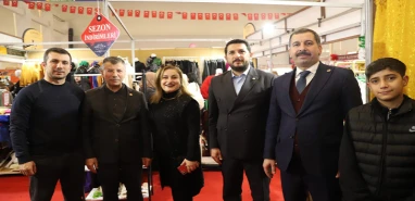 AK Partili heyet gıda fuarını ziyaret etti!