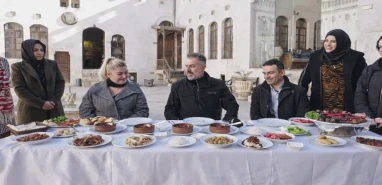 Gastronomi şehri Şanlıurfa TRT ekranlarında: Çiğköfte, kebap, tatlı…