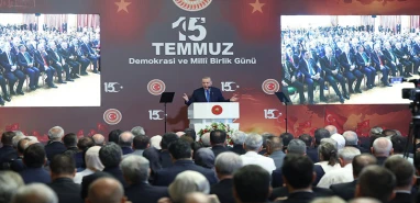 Cumhurbaşkanı Erdoğan: Bu destan çıplak ellerin tanklara karşı zaferidir