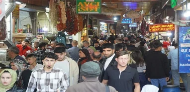 Türkiye’de işsizlikte kritik artış: Gençlerde durum daha da kötü!