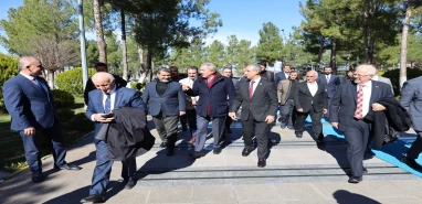Eski Bakan Akar Şanlıurfa’dan ayrıldı