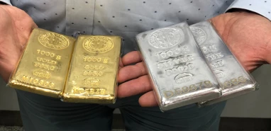 Savaş gölgesinde piyasalar: Yatırımcı rotayı altın ve gümüşe çevirdi