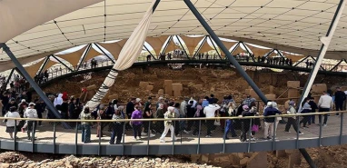 Tatilin gözdesi Şanlıurfa: On binlerce kişi akın etti