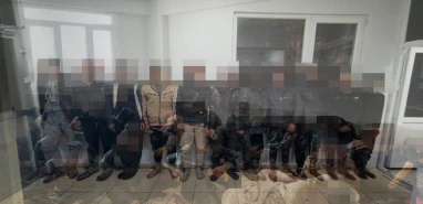 Şanlıurfa'da göçmen kaçakçılığı operasyonu: 133 kaçak göçmen yakalandı