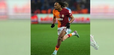 Sacha Boey'un Bayern Münih formasıyla çıkacağı ilk maç belli oldu