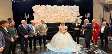 Şanlıurfa’da görkemli düğün: Başkan Gülpınar katıldı