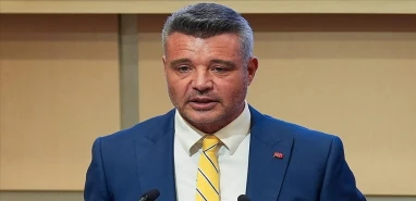 Sadettin Saran Fenerbahçe başkanlığına adaylığını açıkladı