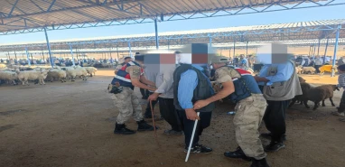 Şanlıurfa’da jandarma devrede: Bölgenin en büyük pazarında denetim
