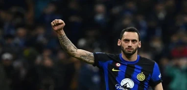 Hakan Çalhanoğlu'ndan flaş Galatasaray paylaşımı